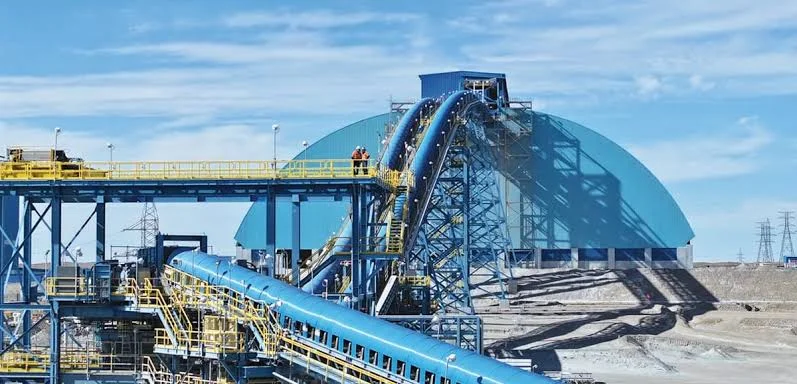 ОЮУТОЛГОЙН УУРХАЙД ОСОЛ ГАРЧ 61 АЖИЛТАН 1226 МЕТРИЙН ГҮНД ГАЦЖЭЭ